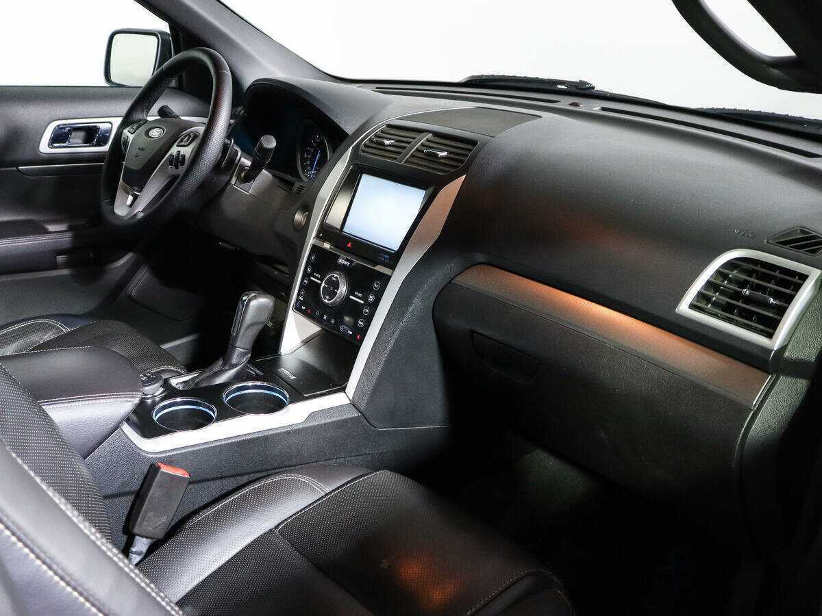 Купить Ford Explorer, 2014, 167 346 км.. Фото: #6