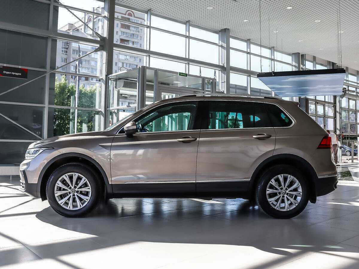 Купить Volkswagen Tiguan, 2021, 71 000 км.. Фото: #7