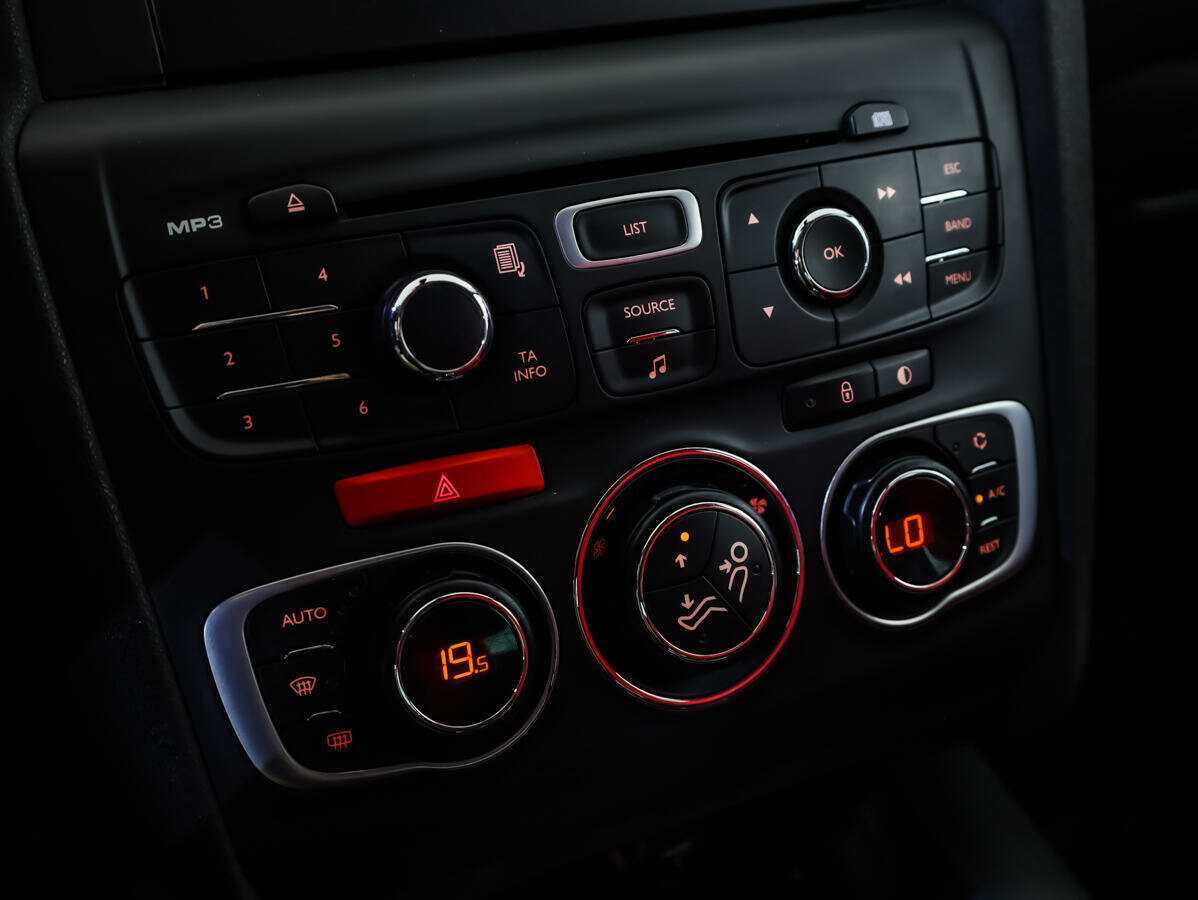 Купить Ситроен Ц4, 2012, 128 835 км.. Фото: #13