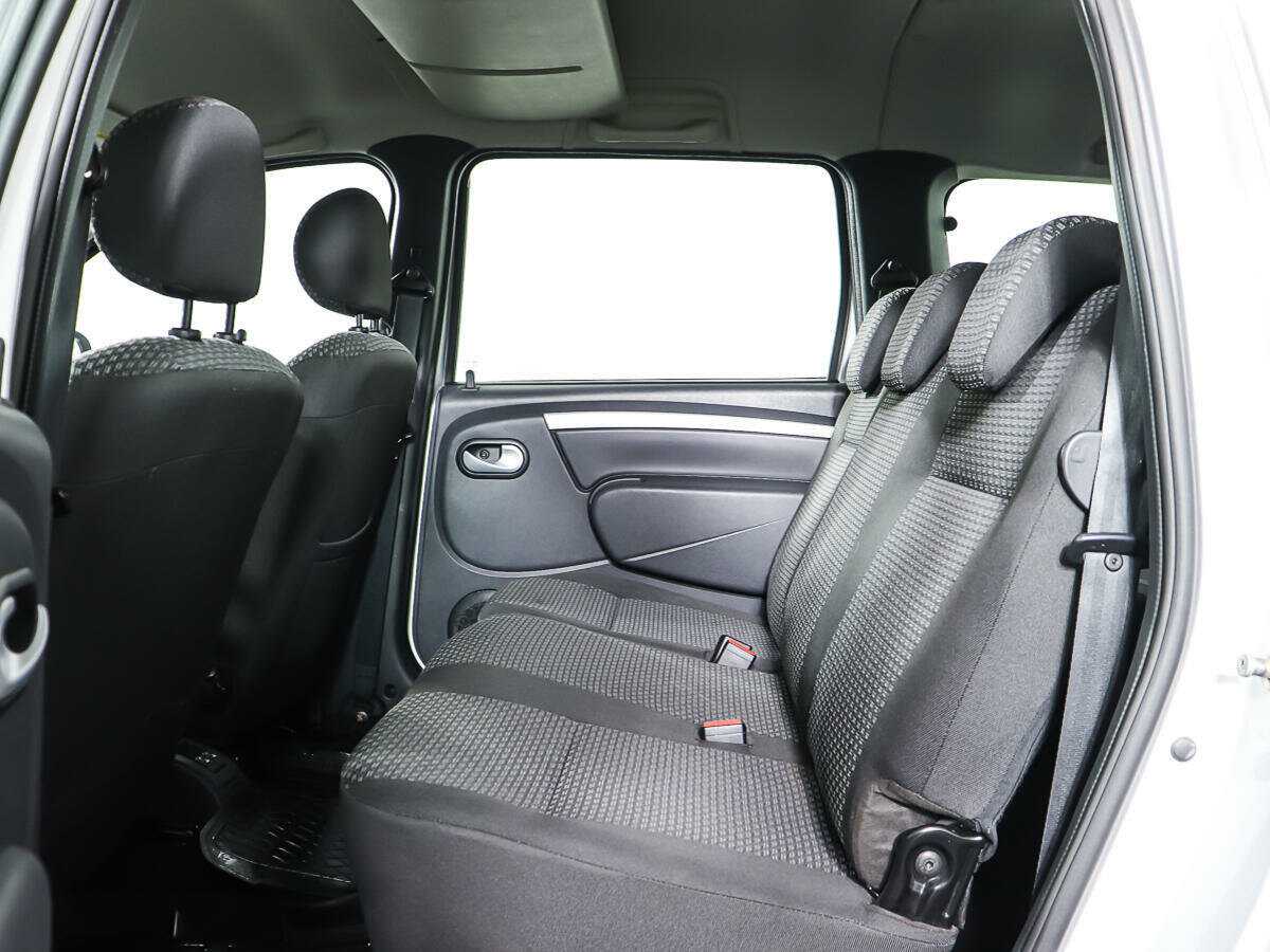 Купить Лада (ВАЗ) Ларгус, 2015, 68 768 км.. Фото: #9