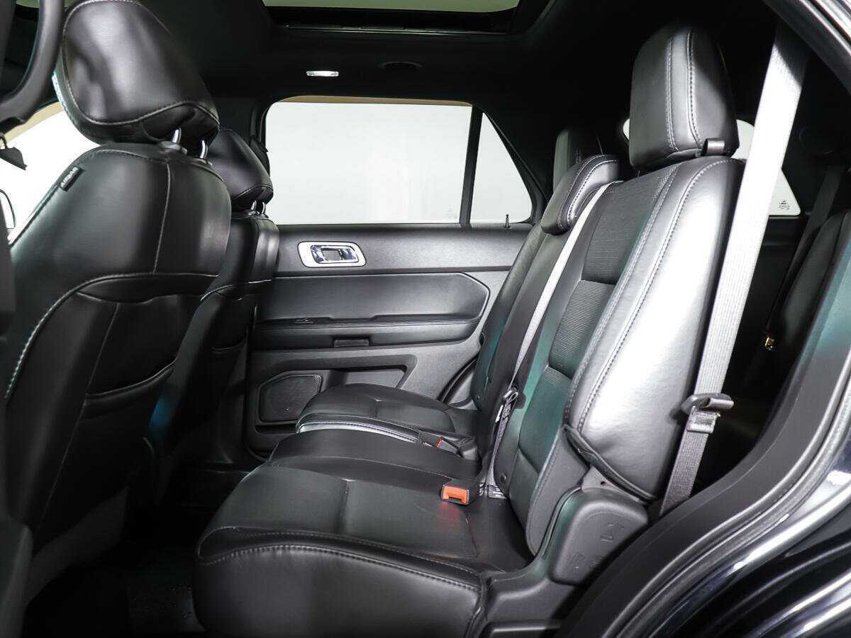 Купить Ford Explorer, 2013, 143 462 км.. Фото: #11