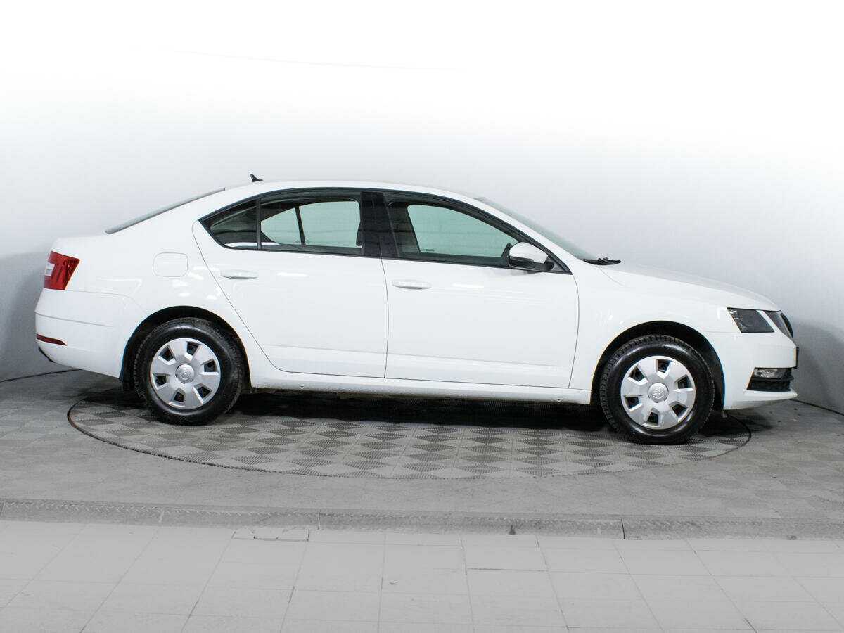 Купить Шкода Октавия, 2019, 37 010 км.. Фото: #3