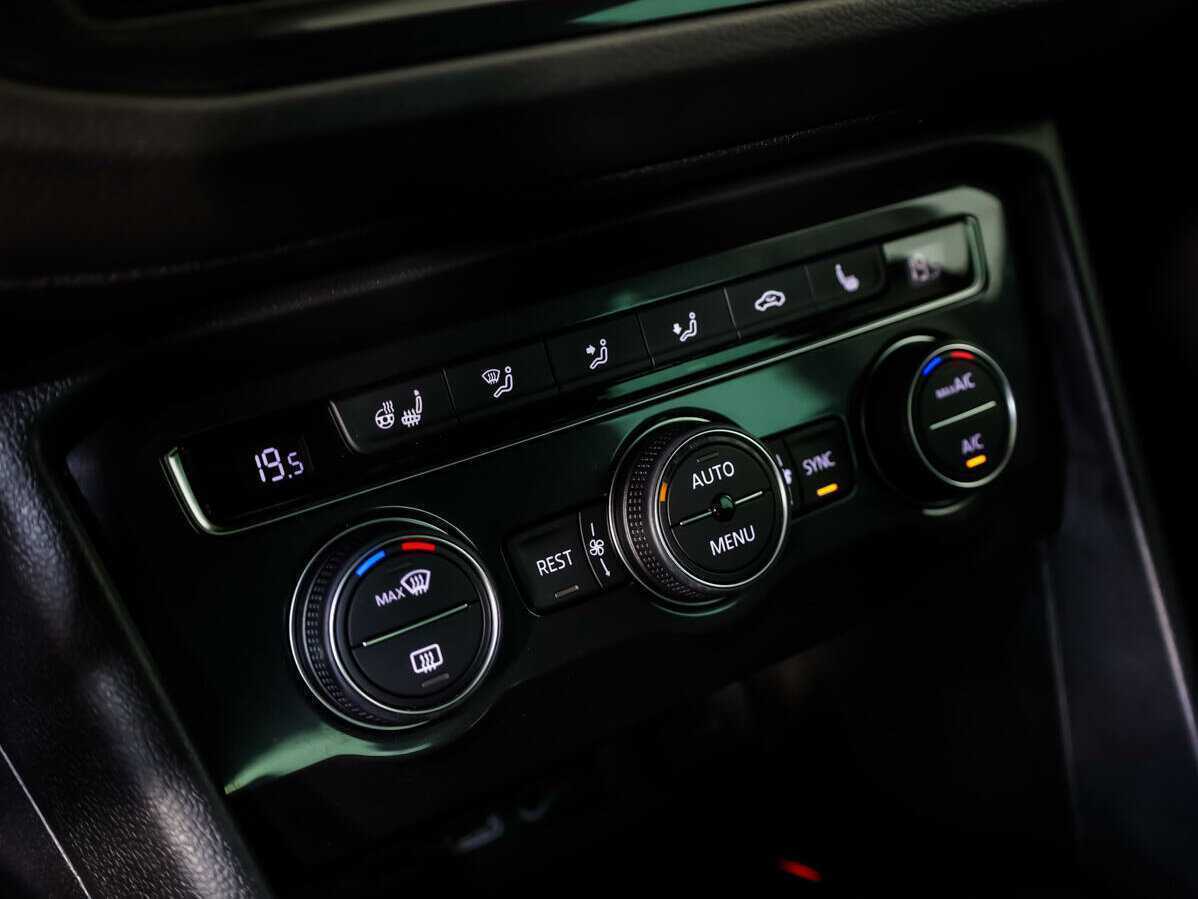 Купить Volkswagen Tiguan, 2018, 58 273 км.. Фото: #12