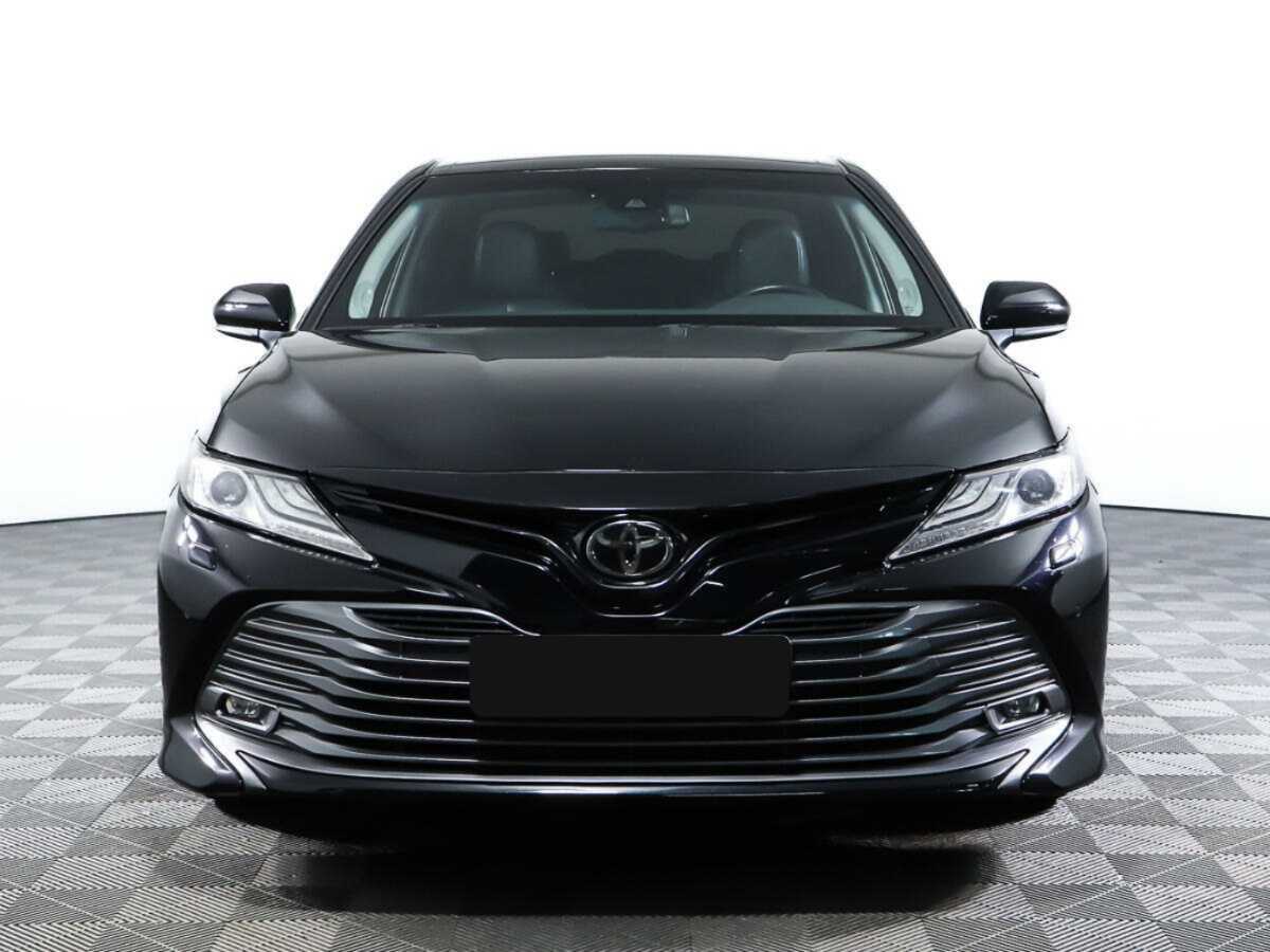 Купить Toyota Camry, 2019, 26 300 км.. Фото: #1