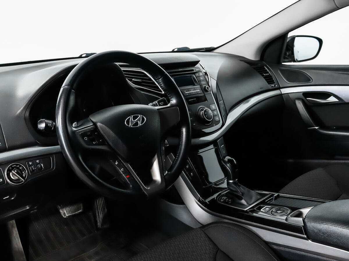 Купить Hyundai i40, 2016, 84 335 км.. Фото: #8