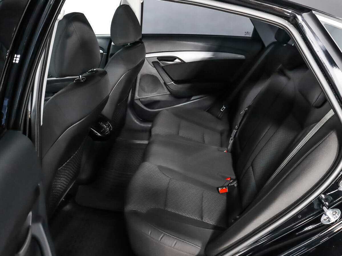 Купить Hyundai i40, 2016, 84 335 км.. Фото: #9