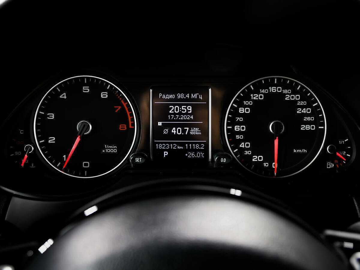 Купить Ауди К5, 2013, 182 310 км.. Фото: #9