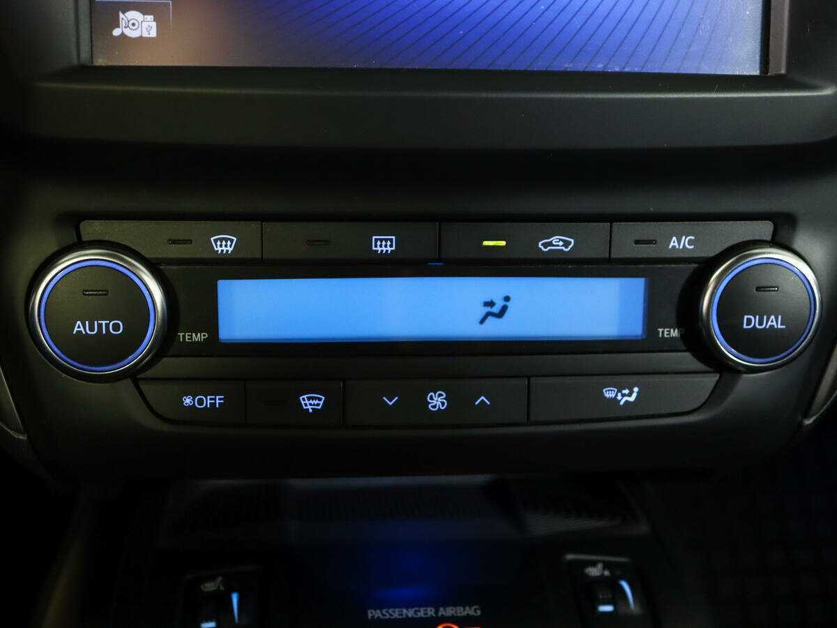 Купить Тойота Авенсис, 2018, 138 577 км.. Фото: #19