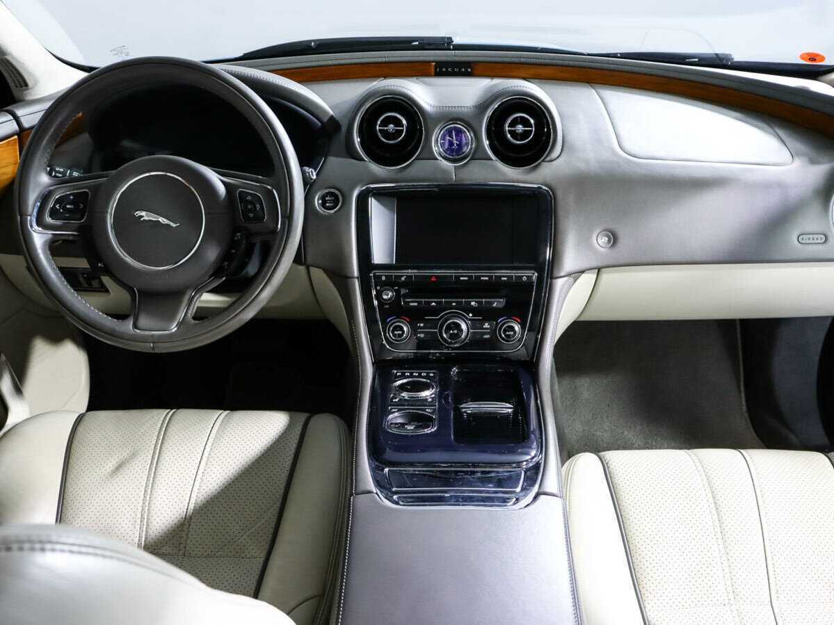 Купить Jaguar XJ, 2012, 147 181 км.. Фото: #9