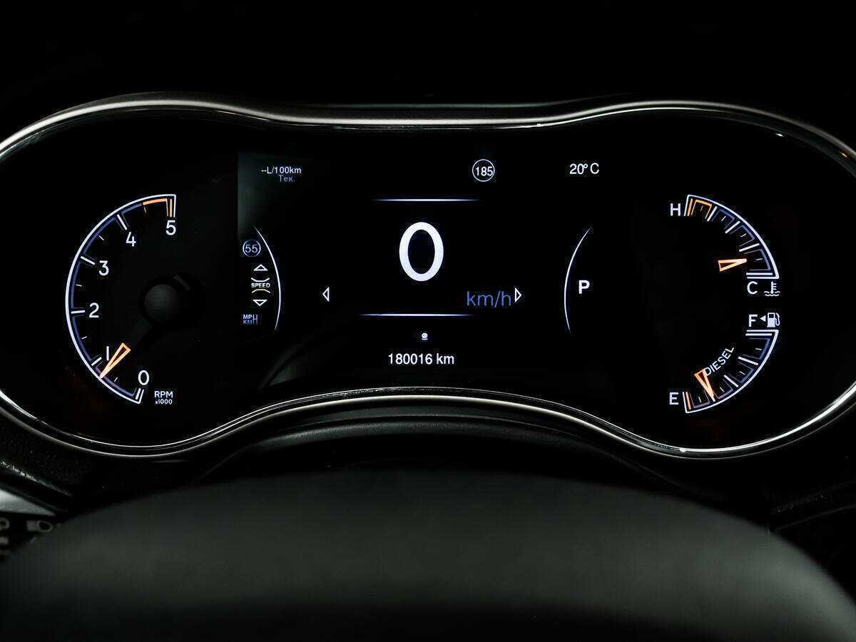 Купить Jeep Grand Cherokee, 2013, 180 015 км.. Фото: #9