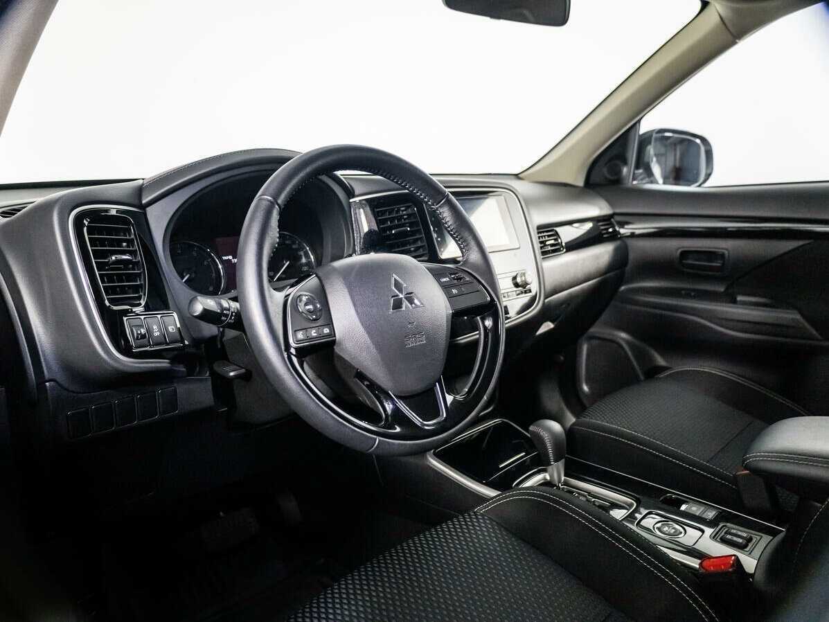 Купить Mitsubishi Outlander, 2020, 45 741 км.. Фото: #9