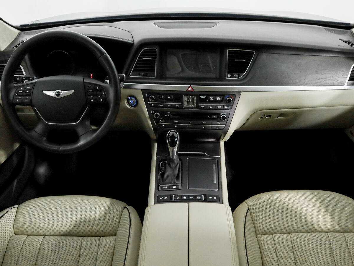Купить Hyundai Genesis, 2015, 66 376 км.. Фото: #12
