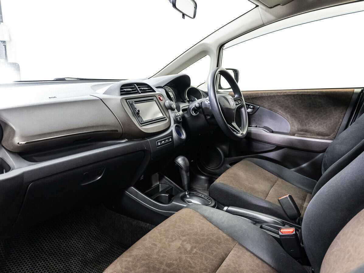 Купить Honda Fit Shuttle, 2013, 144 645 км.. Фото: #8