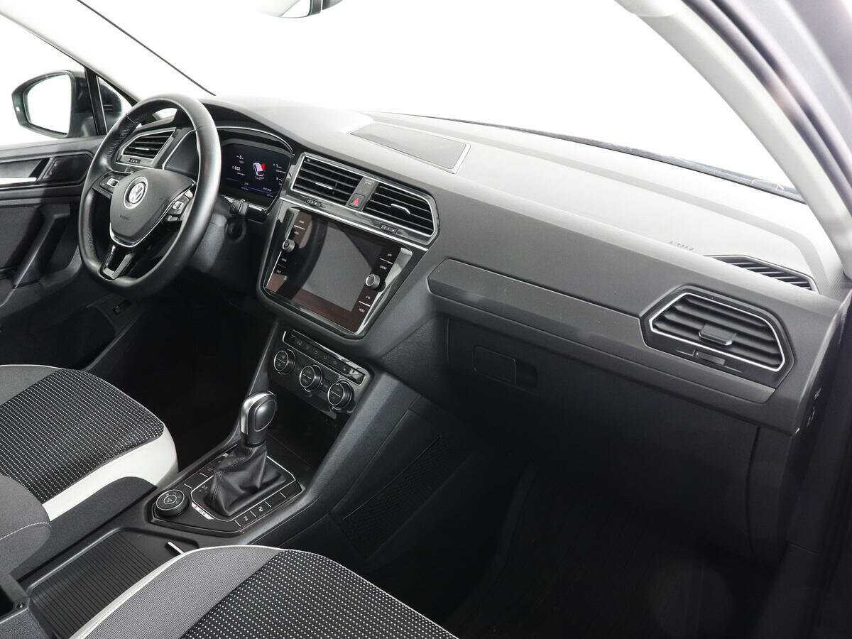 Купить Volkswagen Tiguan, 2020, 32 902 км.. Фото: #9