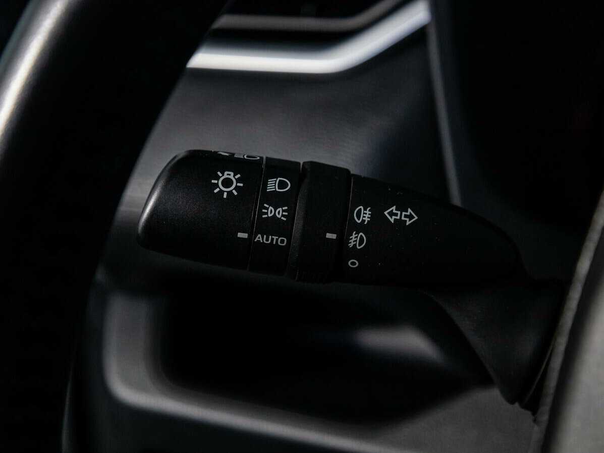 Купить Toyota RAV4, 2020, 63 125 км.. Фото: #18