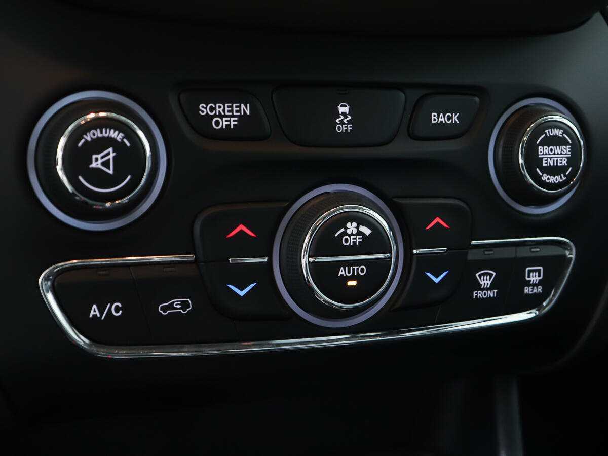 Купить Jeep Cherokee, 2014, 124 051 км.. Фото: #18