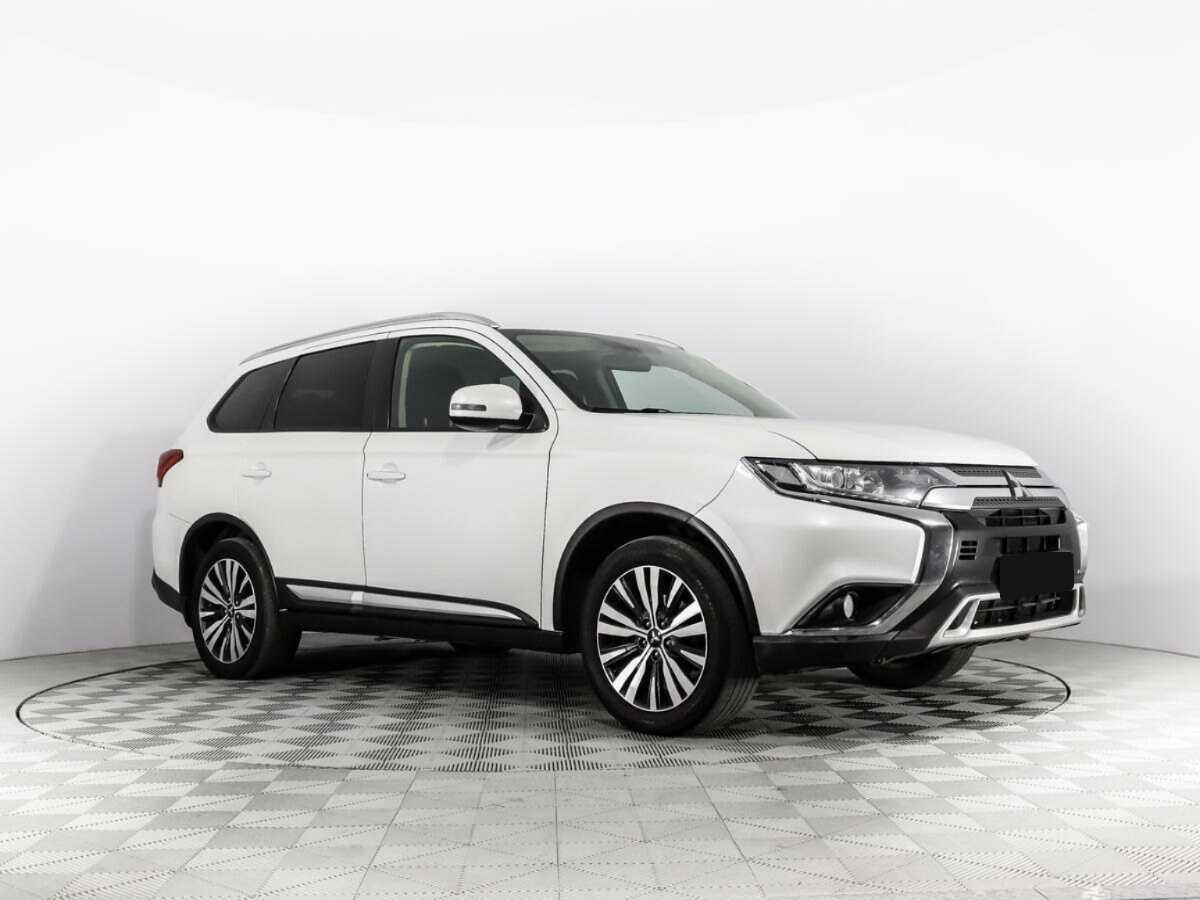 Купить Mitsubishi Outlander, 2020, 125 783 км.. Фото: #2