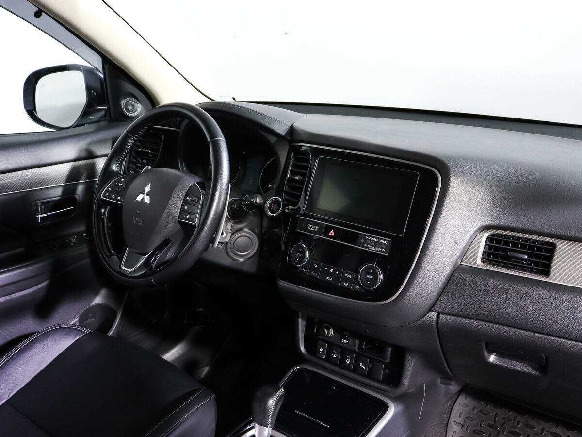 Купить Mitsubishi Outlander, 2020, 159 325 км.. Фото: #8
