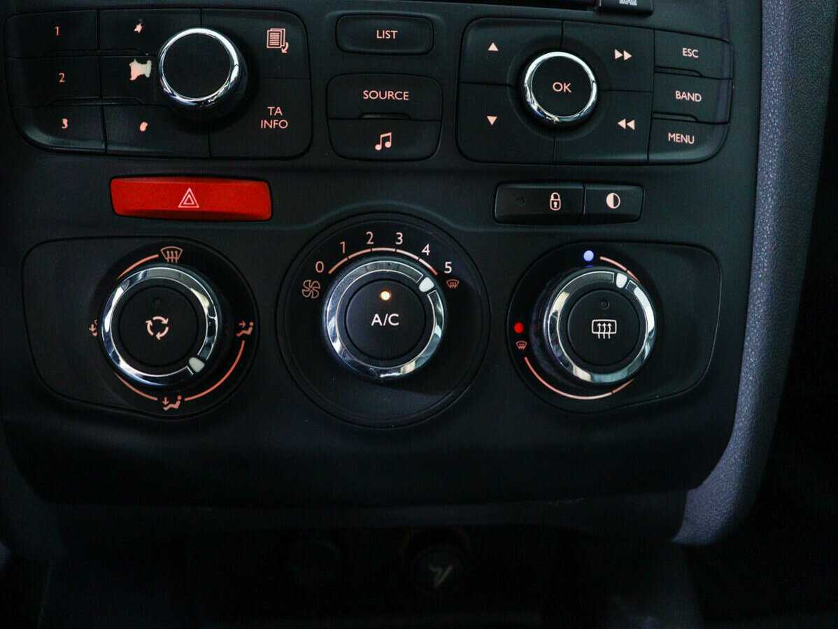 Купить Ситроен Ц4, 2012, 193 325 км.. Фото: #12