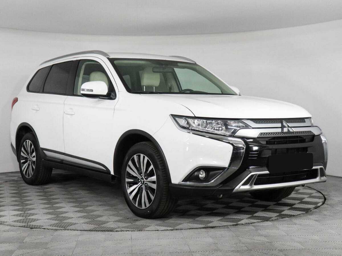 Купить Mitsubishi Outlander, 2021, 48 353 км.. Фото: #2