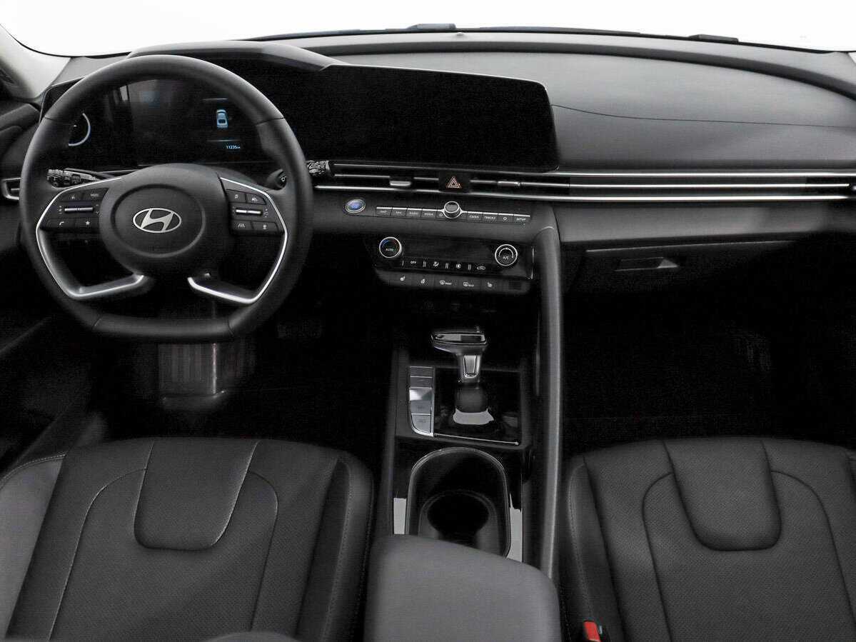 Купить Hyundai Elantra, 2024, 11 234 км.. Фото: #14