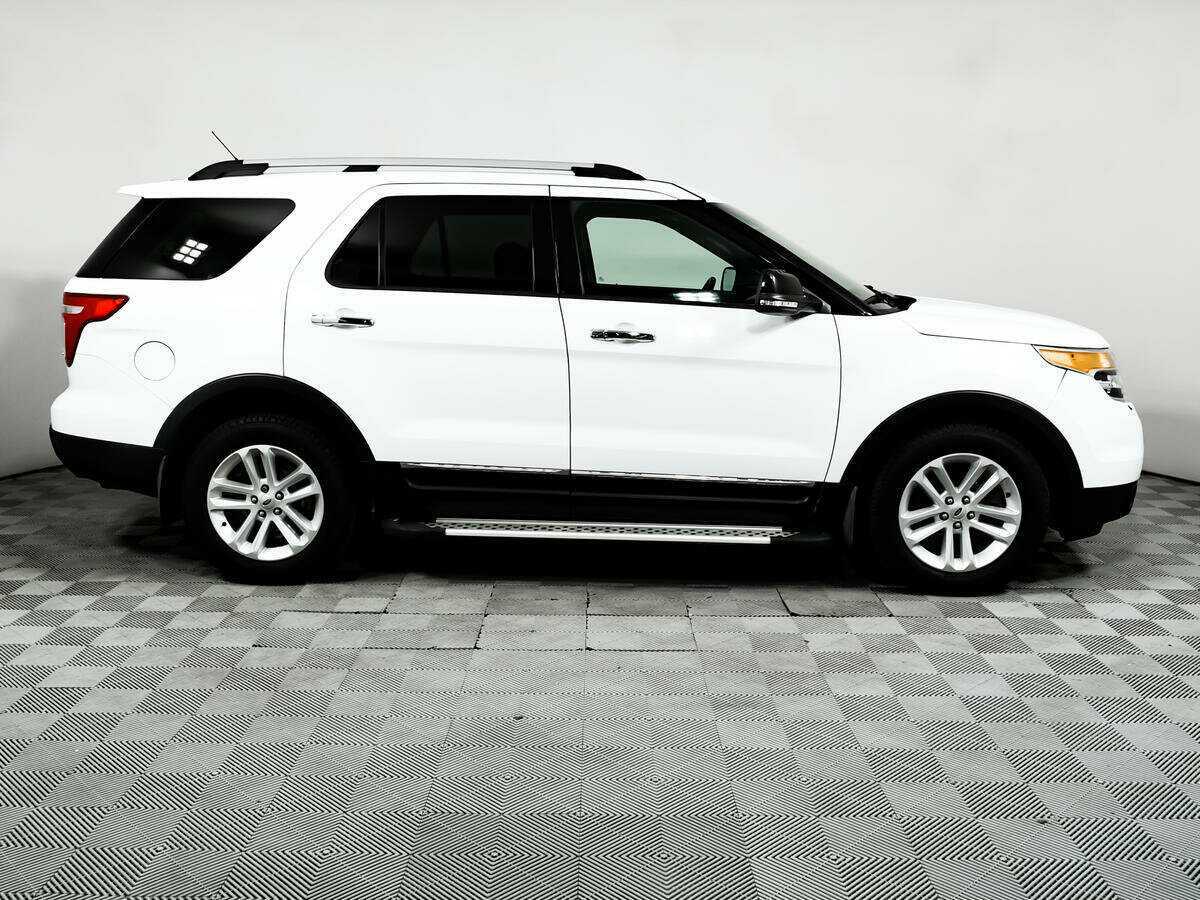 Купить Ford Explorer, 2013, 58 900 км.. Фото: #3