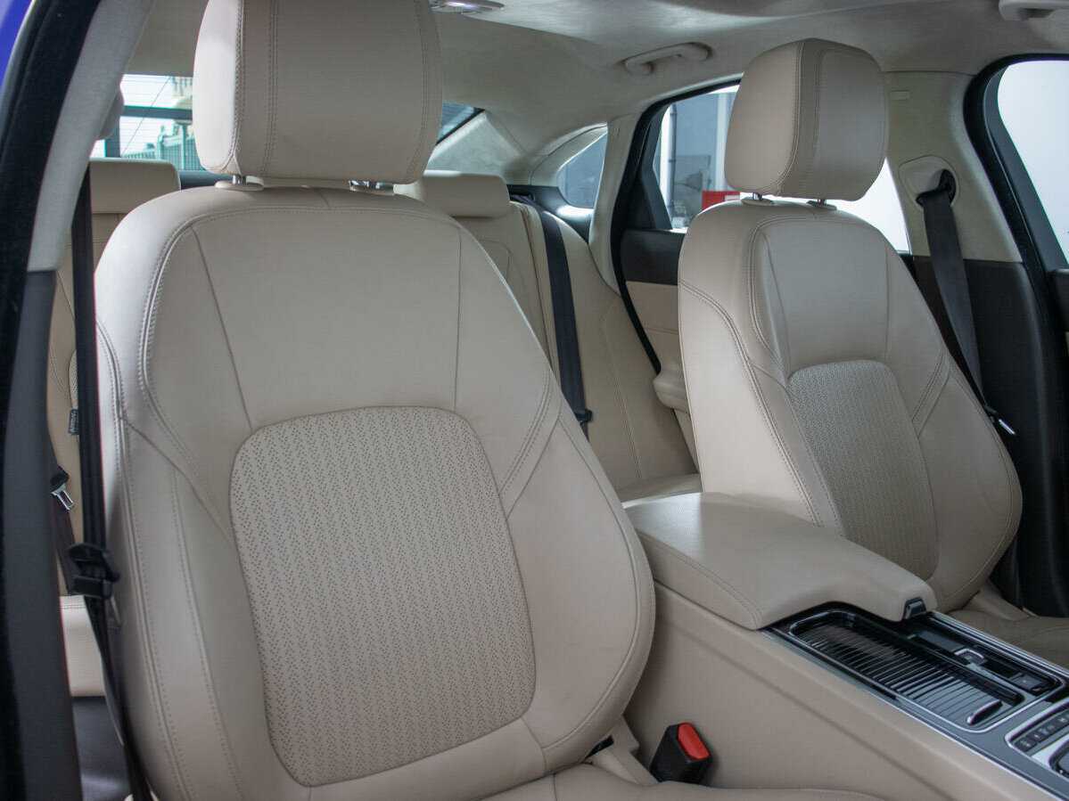 Купить Jaguar XF, 2019, 78 130 км.. Фото: #9