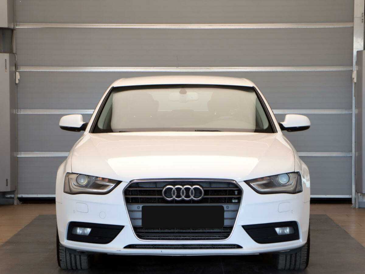 Купить Audi A4, 2013, 267 899 км.. Фото: #1
