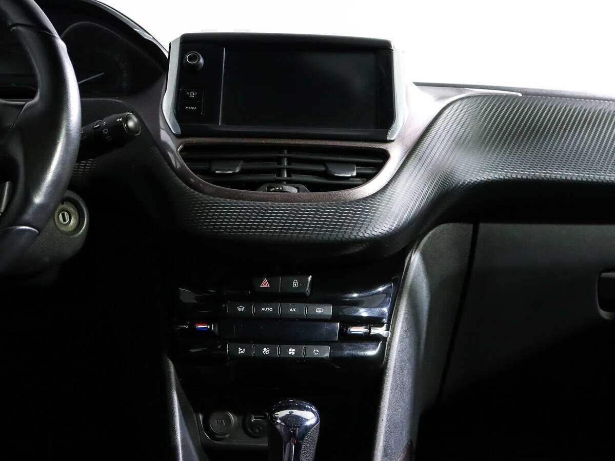 Купить Peugeot 2008, 2014, 92 000 км.. Фото: #10