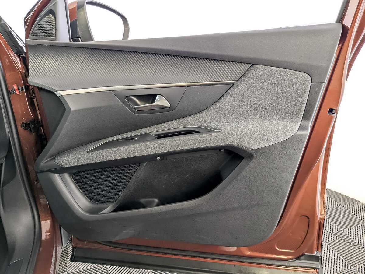 Купить Пежо 3008, 2017, 30 685 км.. Фото: #19