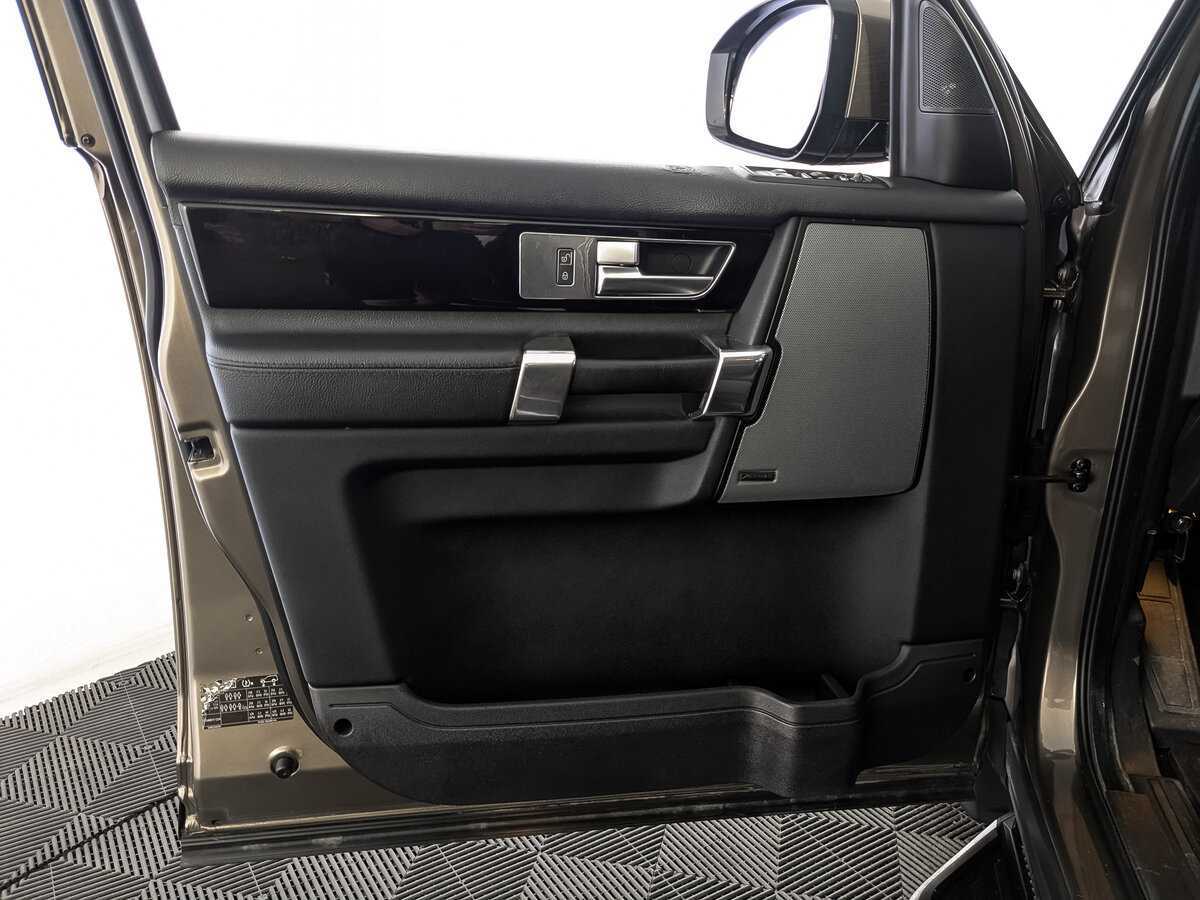 Купить Land Rover Discovery, 2014, 280 601 км.. Фото: #14