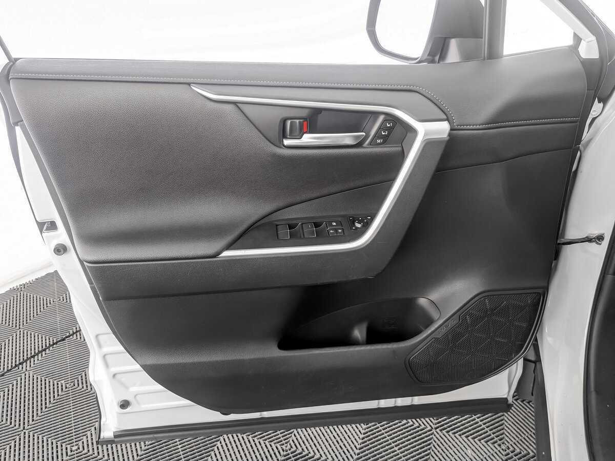 Купить Toyota RAV4, 2020, 93 547 км.. Фото: #14