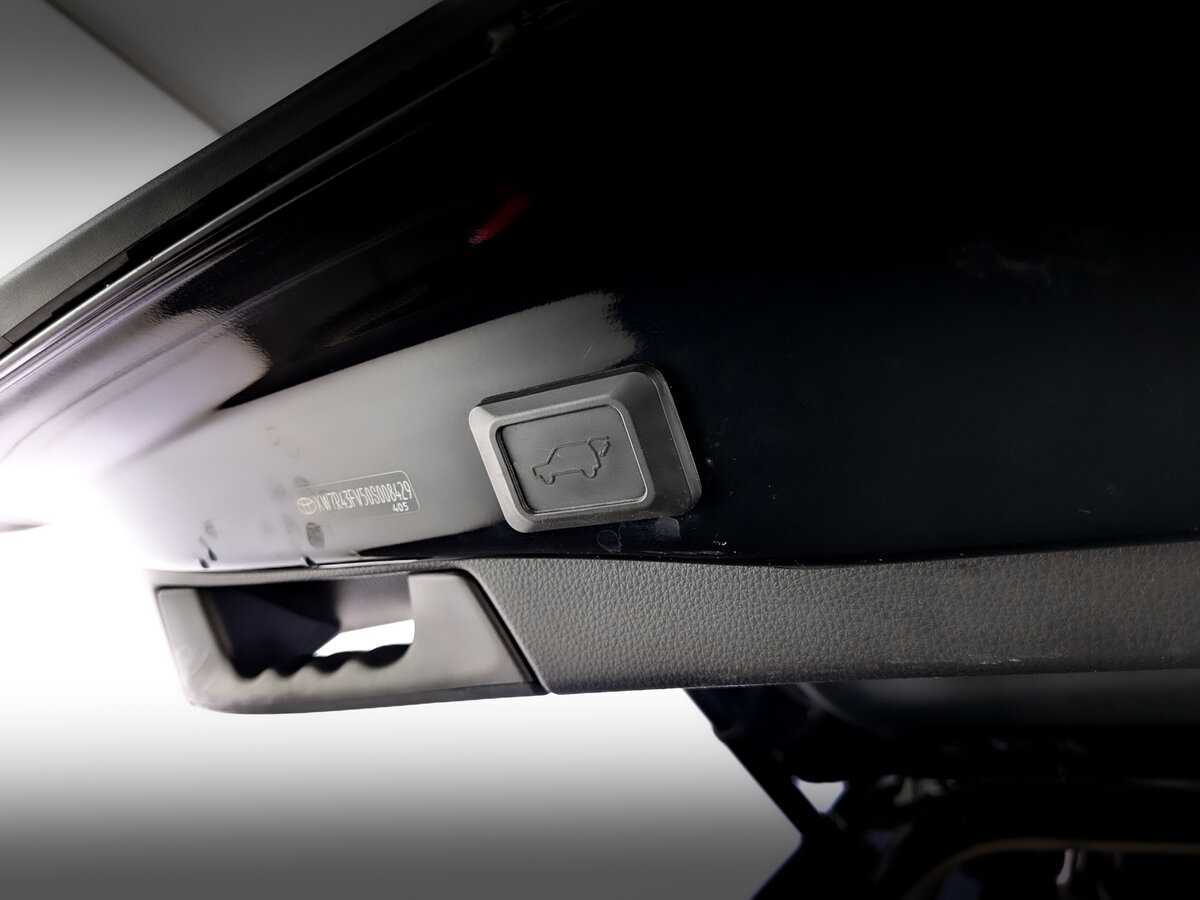 Купить Toyota RAV4, 2020, 108 000 км.. Фото: #9