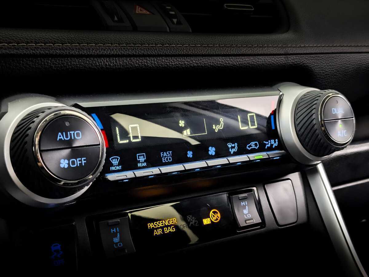 Купить Toyota RAV4, 2020, 108 000 км.. Фото: #10