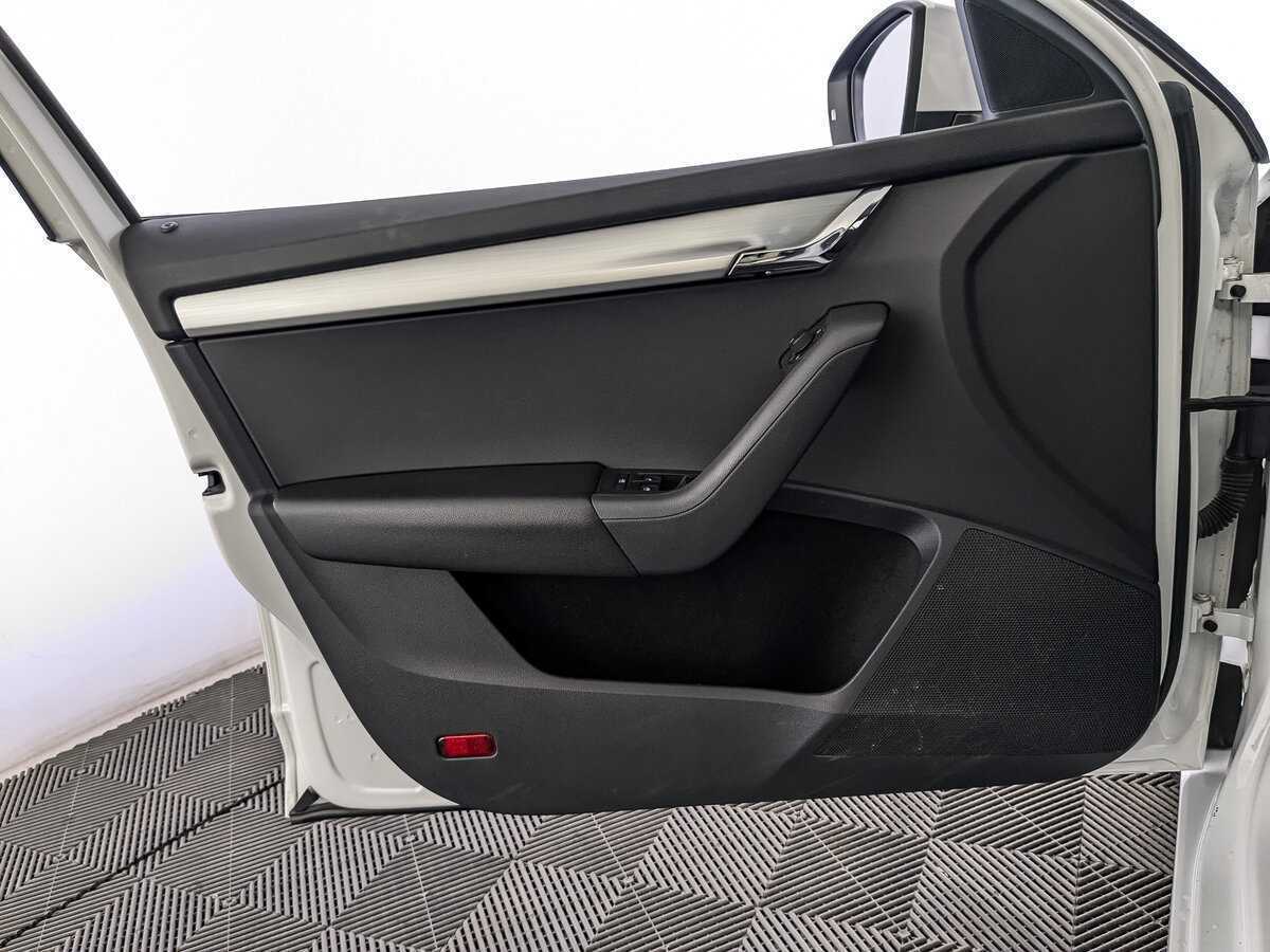 Купить Шкода Октавия, 2020, 58 154 км.. Фото: #14