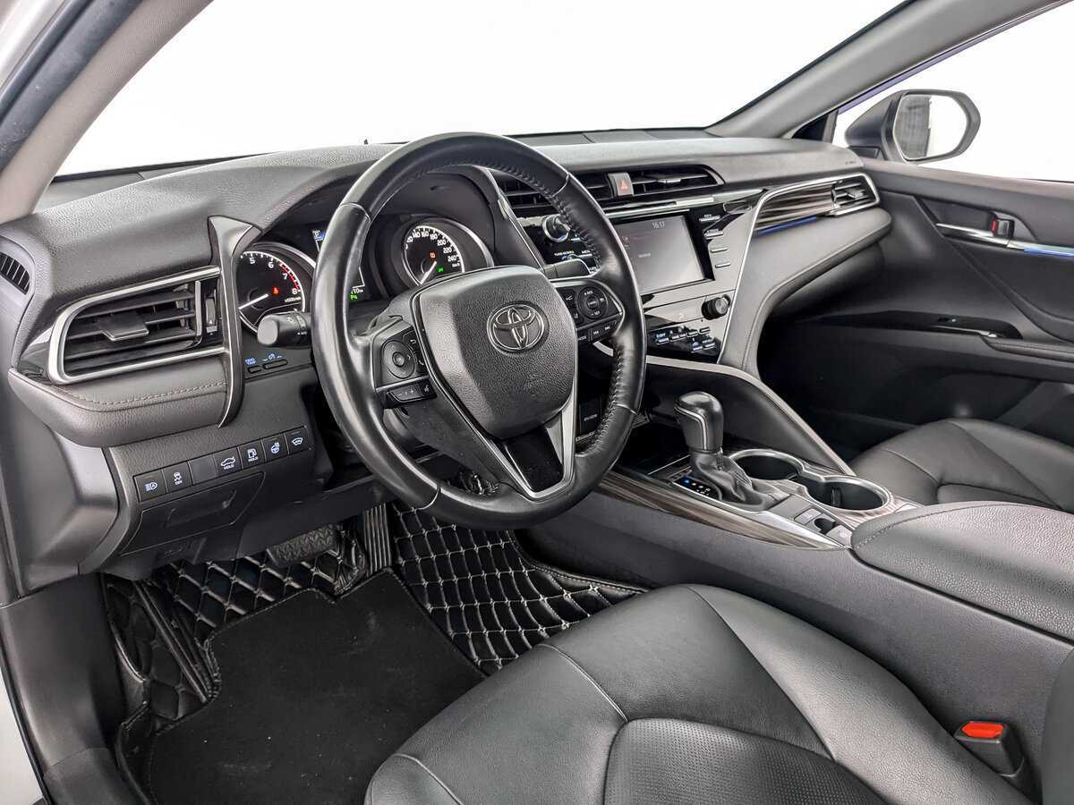 Купить Toyota Camry, 2021, 68 105 км.. Фото: #13
