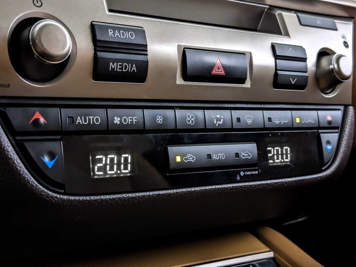 Купить Lexus ES, 2017, 95 991 км.. Фото: #21