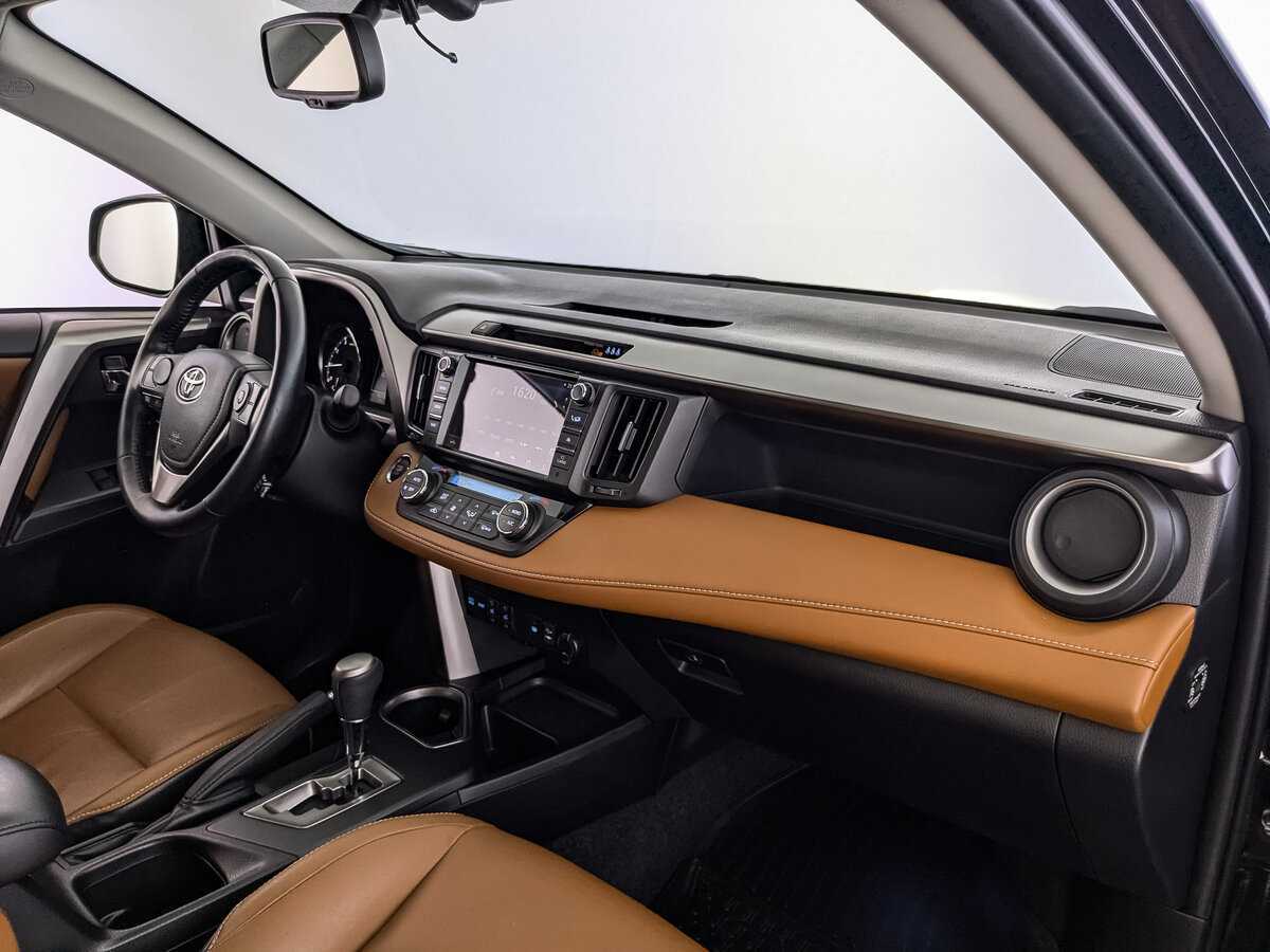 Купить Тойота Рав4, 2017, 75 207 км.. Фото: #8