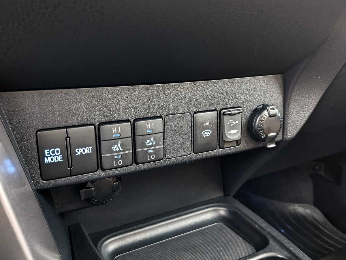 Купить Тойота Рав4, 2017, 75 207 км.. Фото: #21