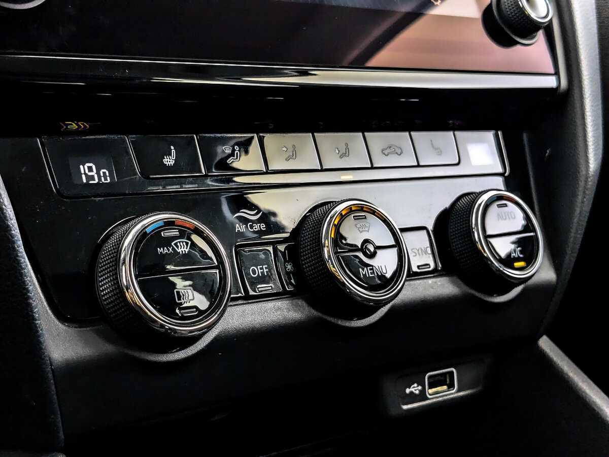 Купить Шкода Октавия, 2019, 92 047 км.. Фото: #21