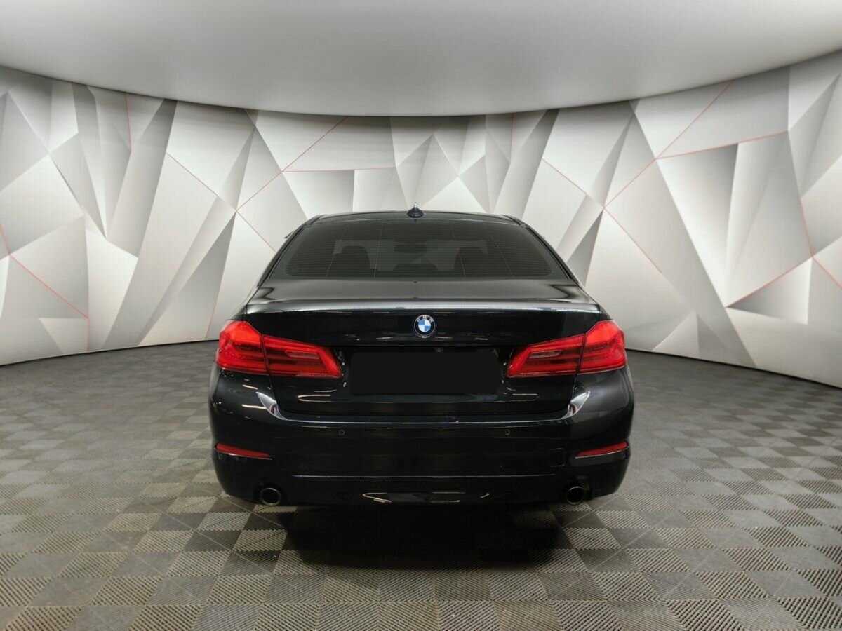 Купить BMW 5 серии, 2017, 61 613 км.. Фото: #7