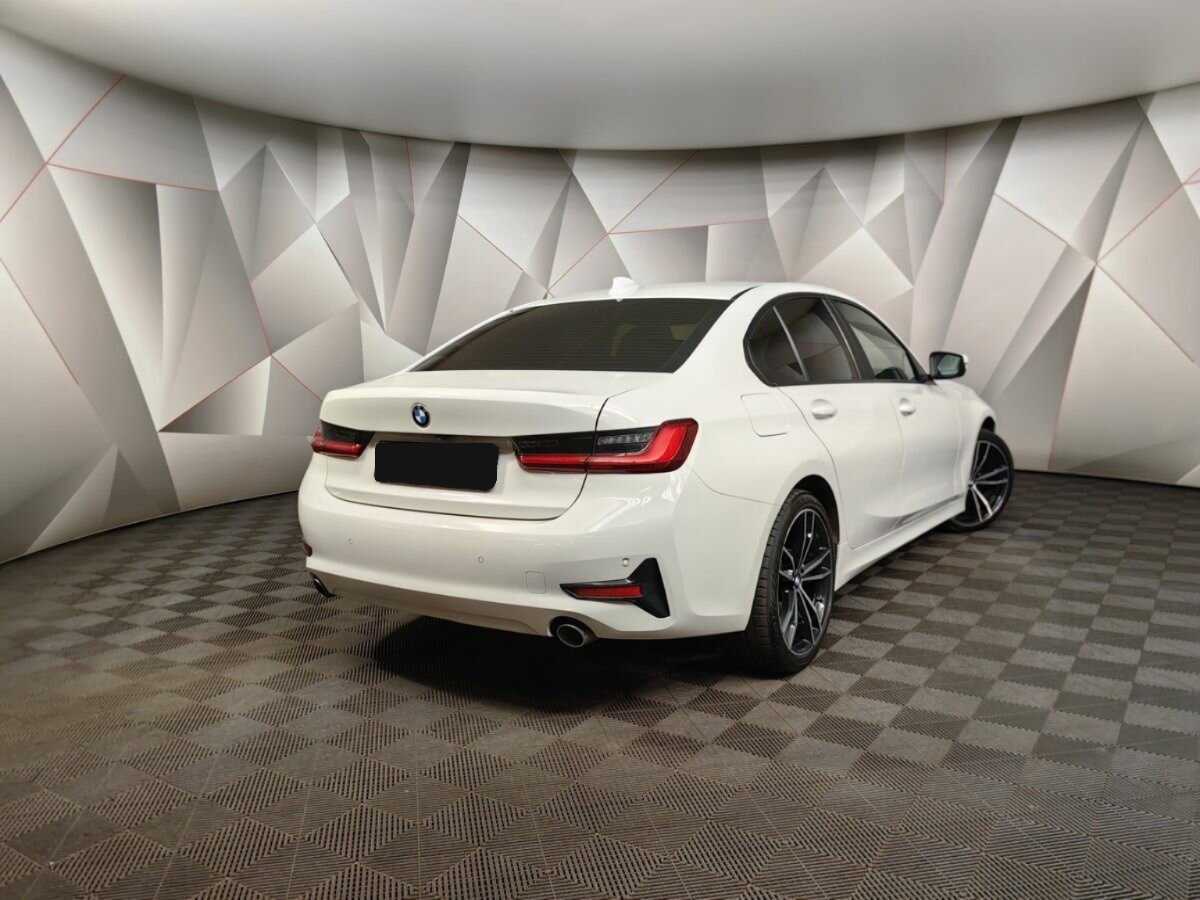 Купить BMW 3 серии, 2020, 107 429 км.. Фото: #1