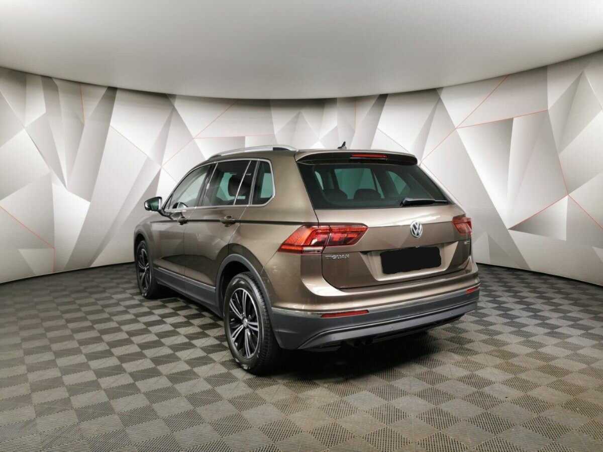 Купить Volkswagen Tiguan, 2018, 65 216 км.. Фото: #3