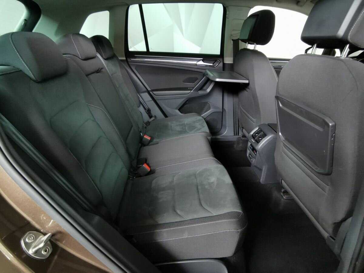 Купить Volkswagen Tiguan, 2018, 65 216 км.. Фото: #11