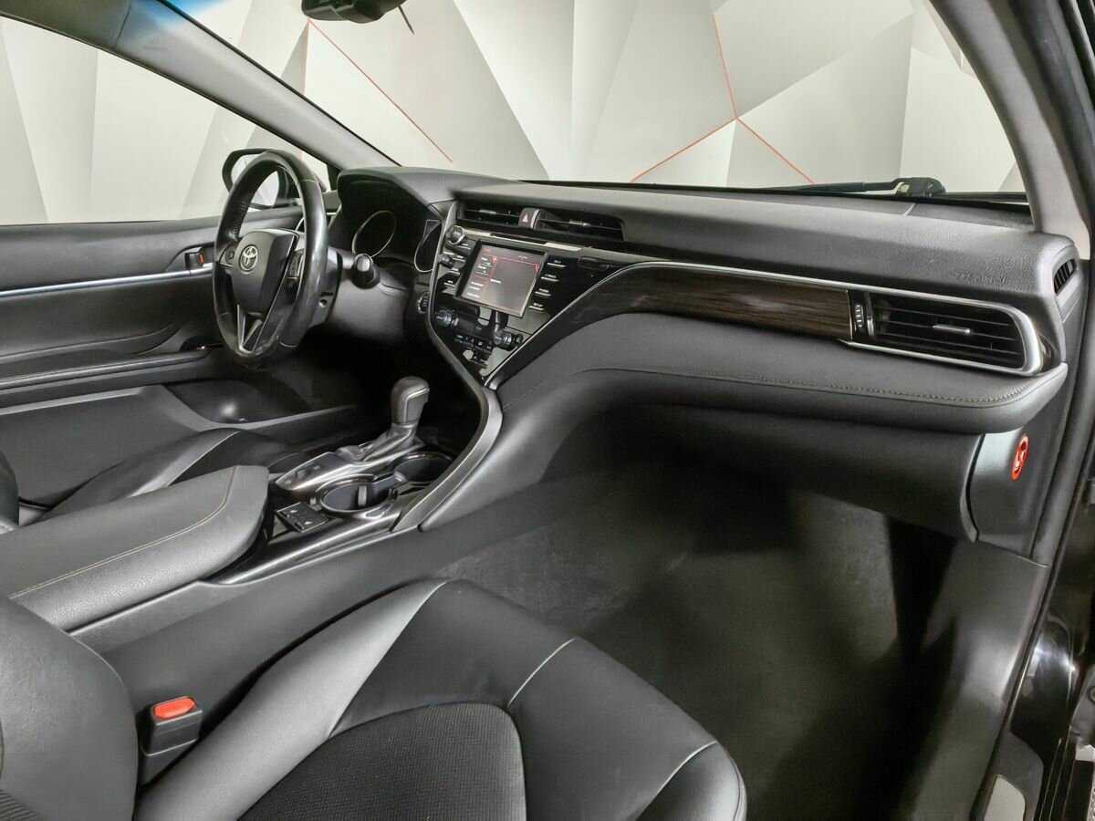 Купить Toyota Camry, 2019, 144 641 км.. Фото: #8