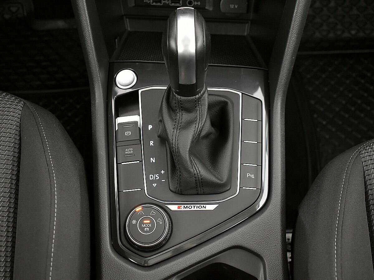 Купить Volkswagen Tiguan, 2020, 68 040 км.. Фото: #15