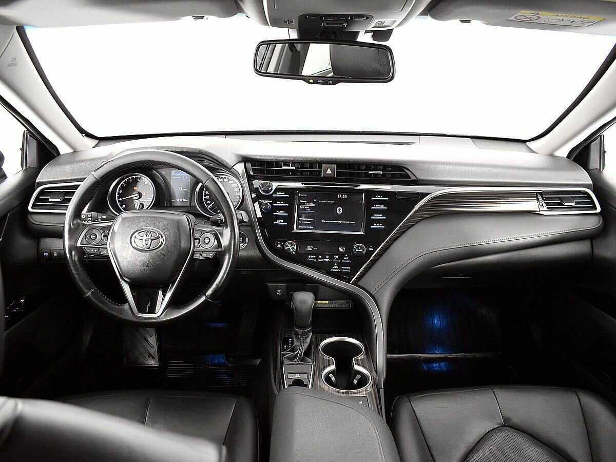 Купить Toyota Camry, 2019, 181 238 км.. Фото: #9