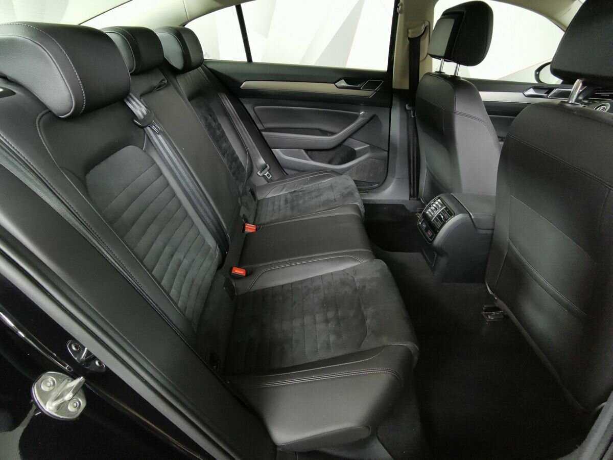 Купить Volkswagen Passat, 2019, 74 175 км.. Фото: #11