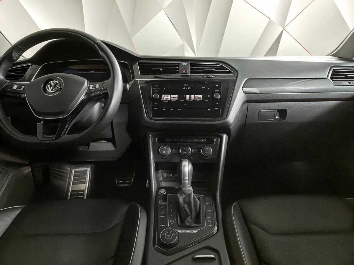 Купить Volkswagen Tiguan, 2018, 78 310 км.. Фото: #8