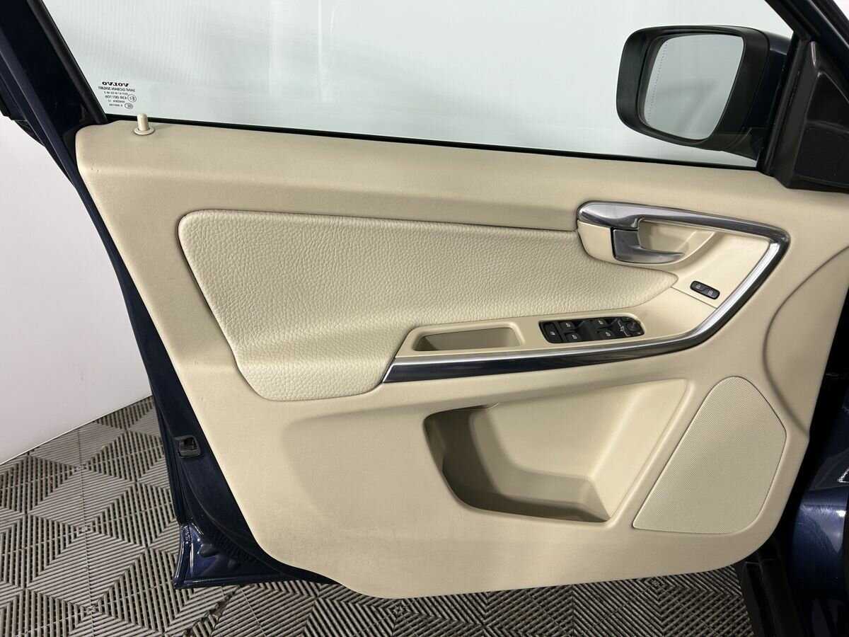 Купить Volvo XC60, 2012, 132 021 км.. Фото: #7